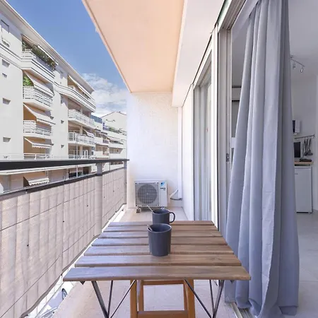 דירה Guestready - Delight Near Moure Rouge Port קאן